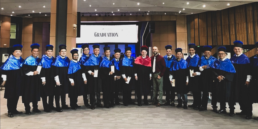 TMAI_org's tweet photo. The Expositor’s Academy (#TMAI #Philippines) recently celebrated the graduation of seventeen men who began their studies prior to the Covid shutdowns. Praise God for the diligence of these men as they sacrificed their time and effort to better serve the Church.
_
#Bible #Seminary https://t.co/zEdz36BO7R