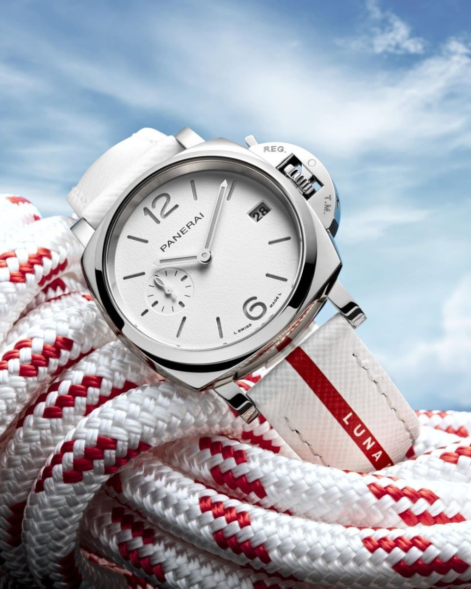 Torres_Joyas's tweet photo. Un nuevo capítulo en la historia del Luminor Due para reanudar el papel de Panerai como patrocinador oficial del equipo Luna Rossa Prada Pirelli con motivo de la
37ª America's Cup.
Due Luna Rossa PAM1306 que exhibe una actitud atlética y detalles deportivos refinados.

#Panerai https://t.co/r82q2G3S1b