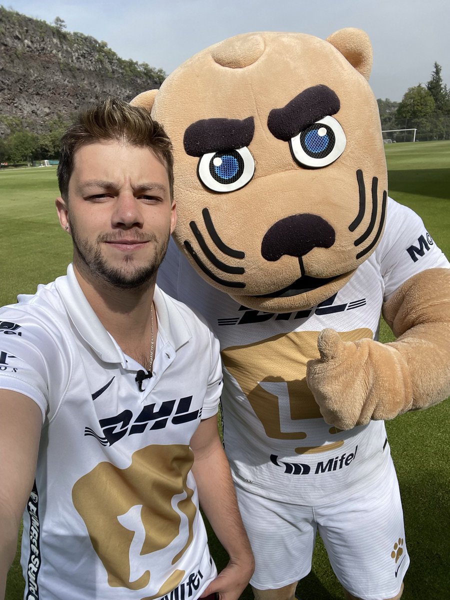 🚨#GIVEAWAY PUMA🚨

🎟️ ¡GANA UN PASE DOBLE para el #Pumas vs #Mazatlán!🐾
 
1⃣ Sigue a <a href="/calientesports/">Caliente Sports</a> y a mí 
2⃣ Dale 🔁 y ❤️
3️⃣ Comenta este tuit con el hashtag #MásAcciónMásDiversión 🔥

¡Se regalarán DOS pases dobles! 📲

¿Quién quiere ver el debut del Turcorvette GRATIS?👀