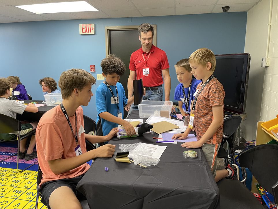 students2launch's tweet photo. #StudentsToLaunch is glad to have partners like @AIAA that help us host Hub events like at @Explorithandson last week in Aurora, NE. Check out the fun that the students had developing Astro Socks, exploring the #GiantMoonMap & designing #PoscardstoSpace. https://t.co/T718bwFkFW https://t.co/WELDGuG1x1