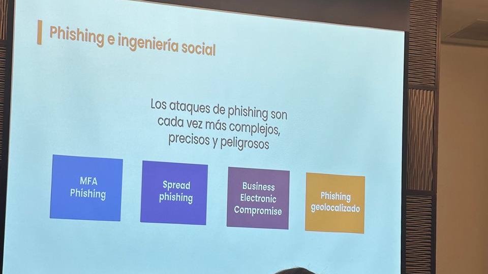 OEA_Cyber's tweet image. Awesome experience at the Cybersecurity &amp;amp; Digitalization Workshop for Energy Sector in Latin America and the Caribbean! 
@OEA_Cyber joined forces with @USEnergyAssn to share vital program info. Honored to be part of a panel discussing the challenging topic of ransomware.
#AmpUp