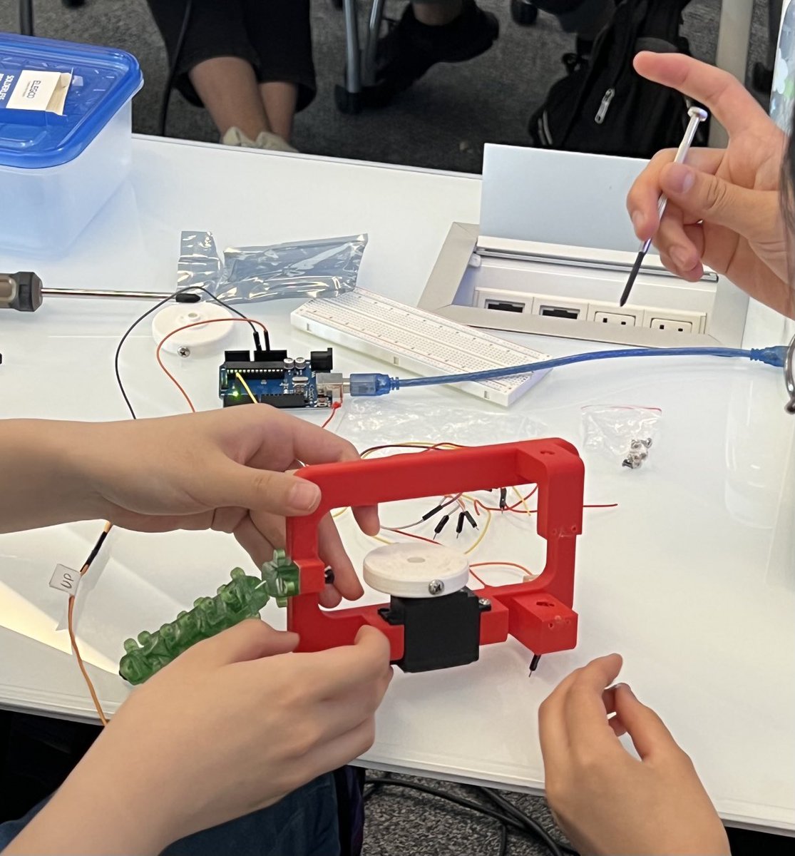 Isabel Pedersen (@isabel_pedersen) on Twitter photo On <a href="/ontariotech_u/">Ontario Tech University</a> campus today with Dr. Patrick Hung, graduate students and a group from <a href="/_GirlSySTEM/">GirlSySTEM</a> creating & coding robotic dogs, <a href="/DigLife3/">Digital Life Institute</a> On <a href="/ontariotech_u/">Ontario Tech University</a> campus today with Dr. Patrick Hung, graduate students and a group from <a href="/_GirlSySTEM/">GirlSySTEM</a> creating & coding robotic dogs, <a href="/DigLife3/">Digital Life Institute</a>