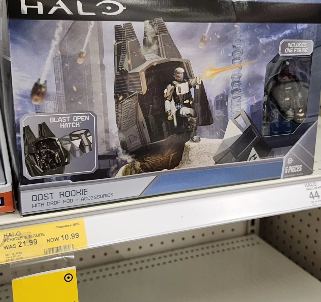LVFunkoholics's tweet photo. Spotted some Clearance at π―. Swipe for more π·. Clearance items pricing and availability may vary depending on store location.
#batman #funko #Clearance #pokemon #targetclearance #targetfind #nerdculture702 #clearancefind #marvellegendscommunity #clearancefind @Toyshiz https://t.co/srBk4xy2Al