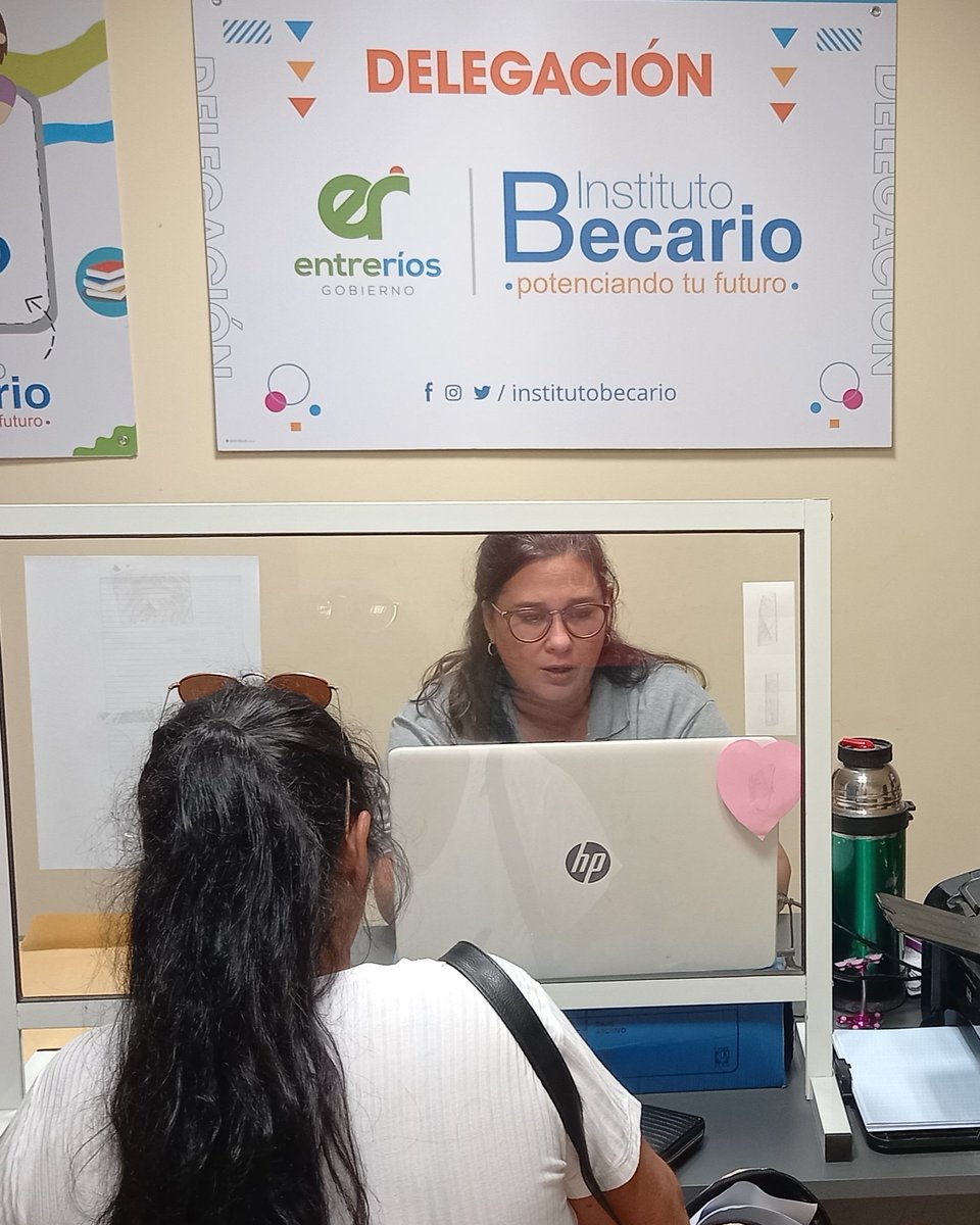 📢 Hoy inicia el pago de #becas a estudiantes #secundarios con un nuevo aumento
✅ Sumada a la mejora otorgada en mayo, se alcanza un incremento del 100%
👉 Cabe recordar que están abiertas las inscripción para las becas 2023 de nivel superior
ℹ Más info: bit.ly/43ku7pK