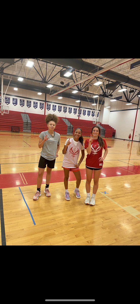 LibertyHSEagles's tweet photo. Summer Grind Complete ✔️
(swipe to see our 3v3 winners) https://t.co/HdjWr4azhL