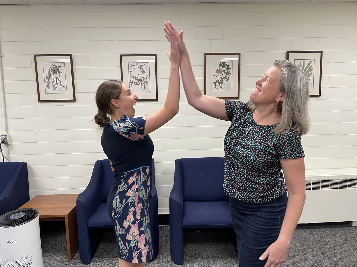 Emily Bernhardt (@drbiogc) on Twitter photo One more #DukeBGC PhD - A high five to celebrate the newly minted Dr. <a href="/AudreyThellman/">Audrey Thellman</a> 🍾🍾🍾 One more #DukeBGC PhD - A high five to celebrate the newly minted Dr. <a href="/AudreyThellman/">Audrey Thellman</a> 🍾🍾🍾