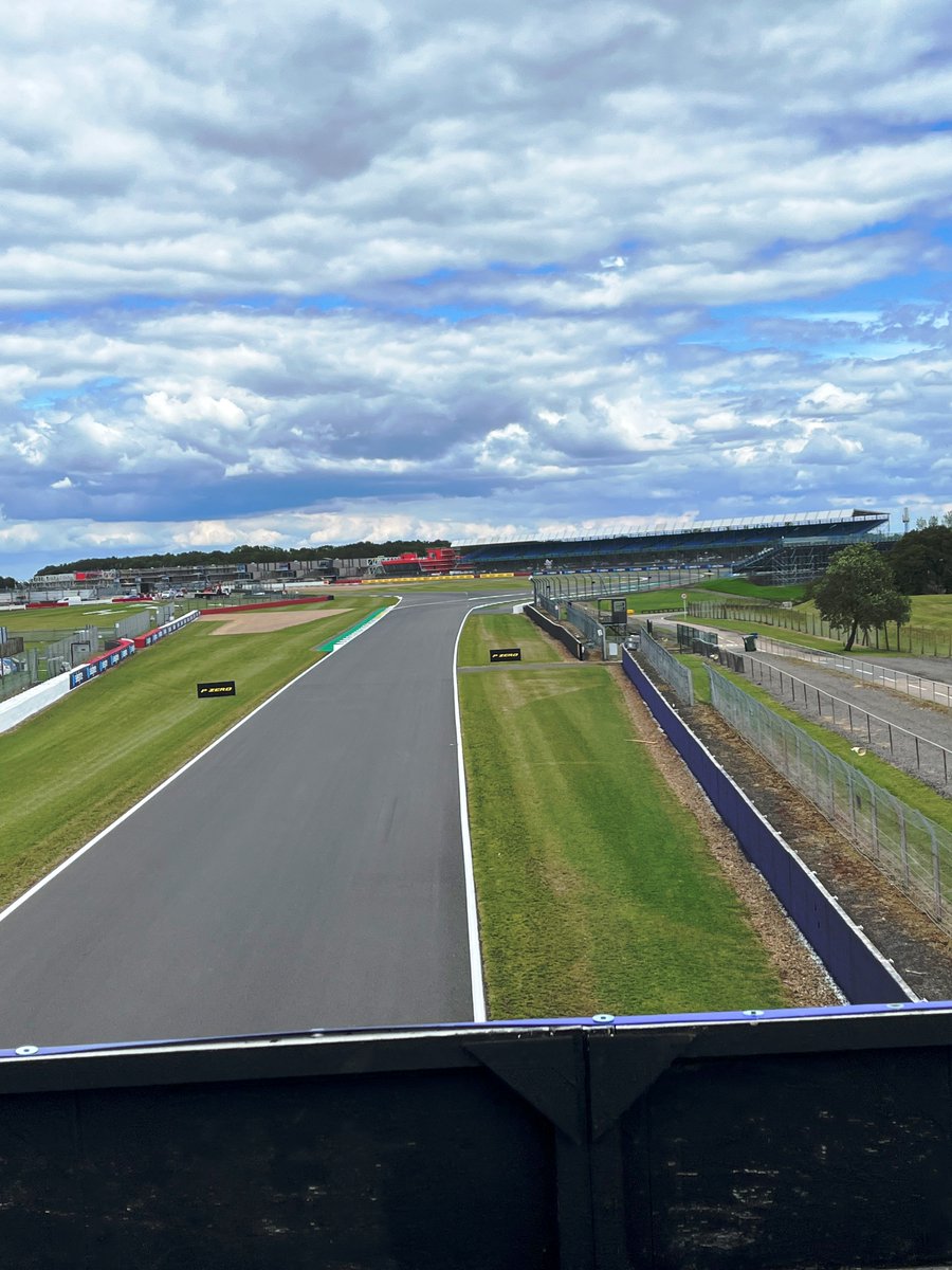 Trotter_uk's tweet photo. Getting ready for the British Grand Prix at Silverstone! 10 billboards in and around the circuit, we can't wait to start!!! Kudos to @MacroArtUK for the quick turnaround on those amazing prints #TemporarySignage #Formula1 #Sustainability https://t.co/50i15QHNhl