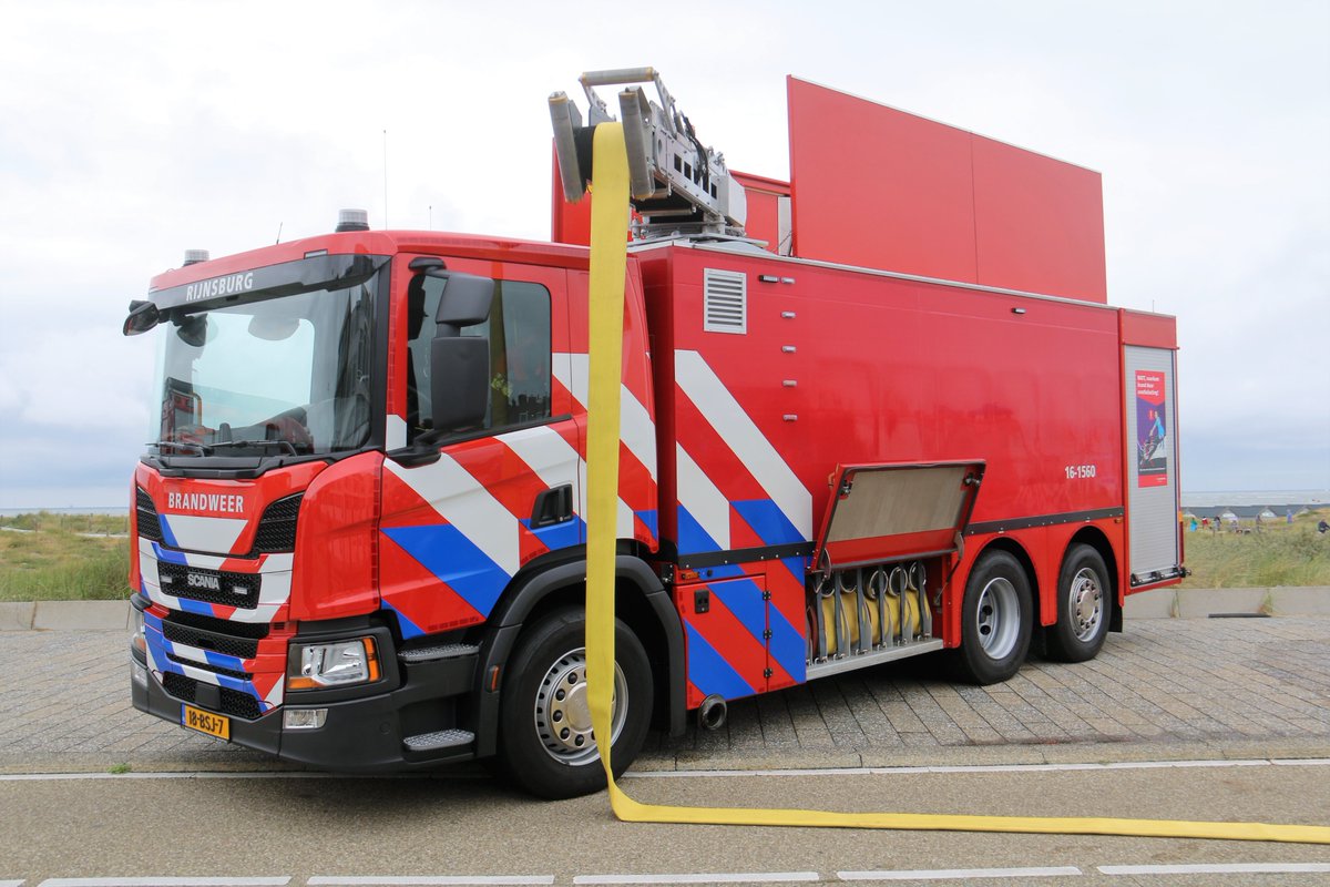 MichaelHuising's tweet image. 2021 Scania P450 opgebouwd door #IFFS
WTS-500 &amp;gt; 500m. 5&apos;&apos; transportslang   
watertank : 10.000 liter
Innovative Fire Fighting Solutions
16-1560 post : #Rijnsburg   #HollandsMidden