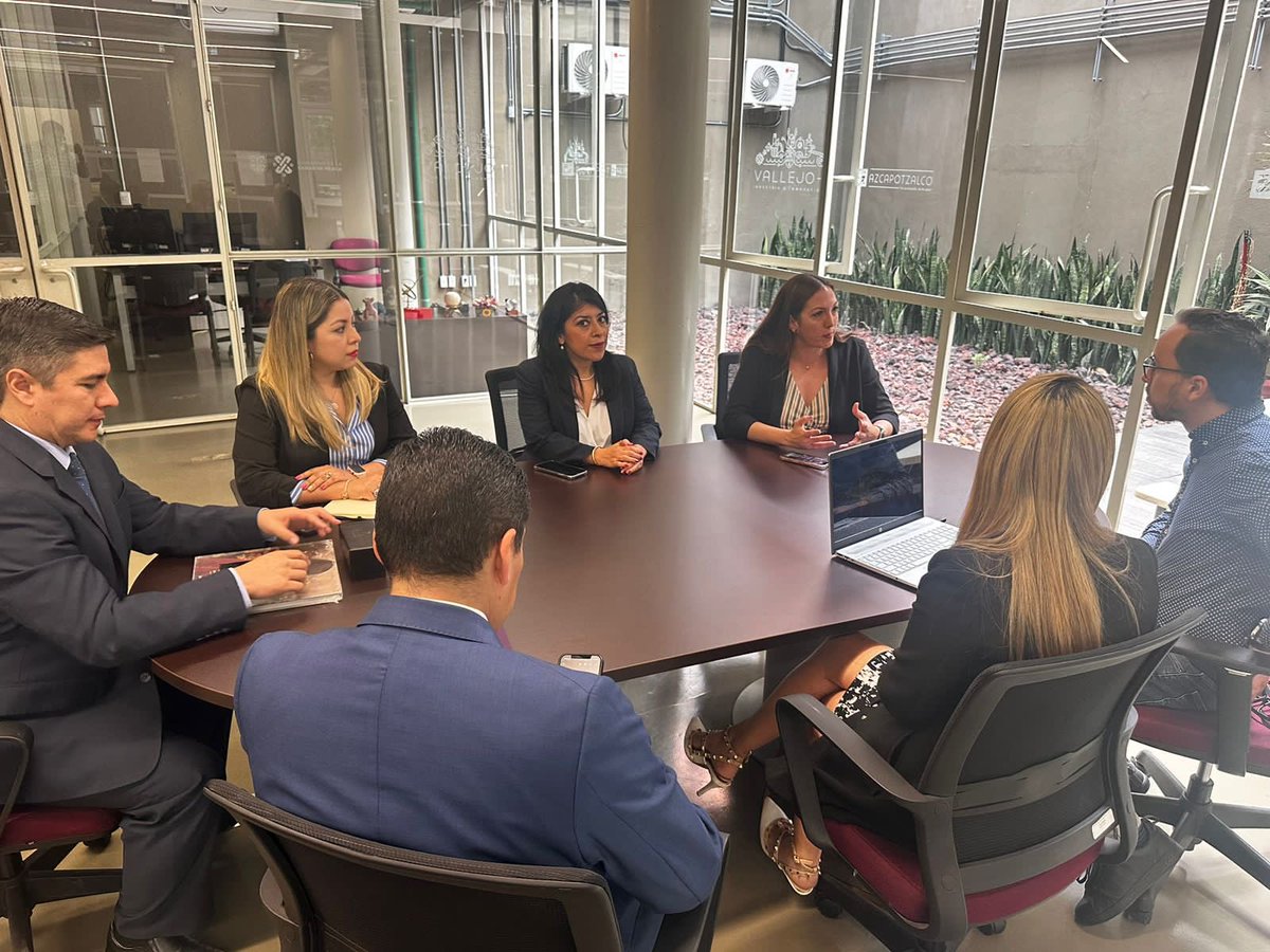 Produccion_Ecu's tweet photo. .@Produccion_Ecu  a través de la Oficina Comercial de @ProEcuador_ en México🇲🇽, en cojunto con @CITECec, @Fedexpor y @MunicipioQuito organizan la misión comercial #TECHXPLORER 2023, en la que participan 15 empresas ecuatorianas🇪🇨 del sector de tecnología y soluciones digitales. https://t.co/EybVLHMSz8