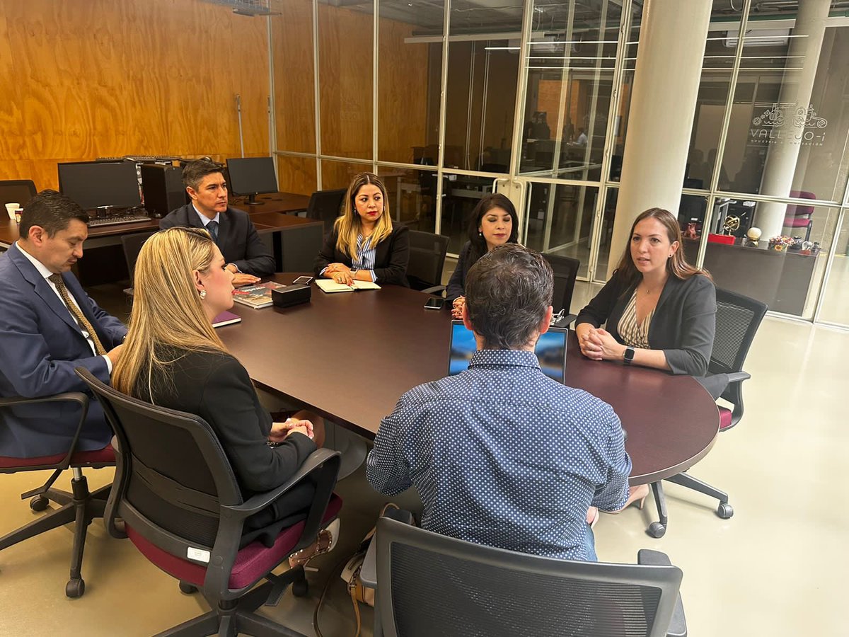 Produccion_Ecu's tweet photo. .@Produccion_Ecu  a través de la Oficina Comercial de @ProEcuador_ en México🇲🇽, en cojunto con @CITECec, @Fedexpor y @MunicipioQuito organizan la misión comercial #TECHXPLORER 2023, en la que participan 15 empresas ecuatorianas🇪🇨 del sector de tecnología y soluciones digitales. https://t.co/EybVLHMSz8