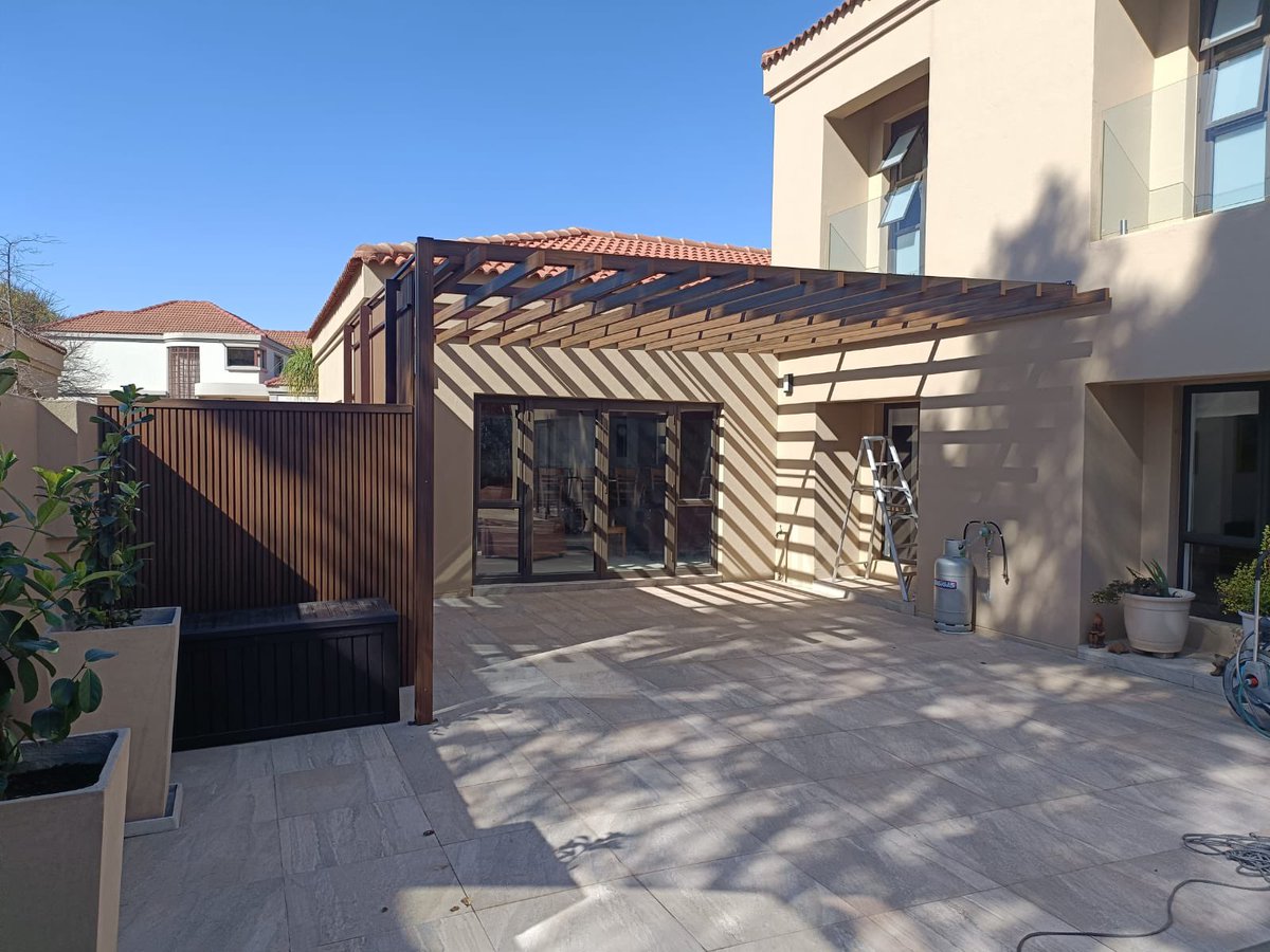 TheCompositeCo's tweet image. Supply + Installation of our 3D-Fluted Wall Panelling &amp;amp; Pergola.

📍 Hartebeespoort.
🎨 Antique Brown Colour

Contact us today for your free quotation ⤵

📲 +27 10 025 3559
📩 Quote@thecompositecompany.co.za
🌐 thecompositecompany.co.za
.
.
.
#deck #compositedecking #wpcdecking
