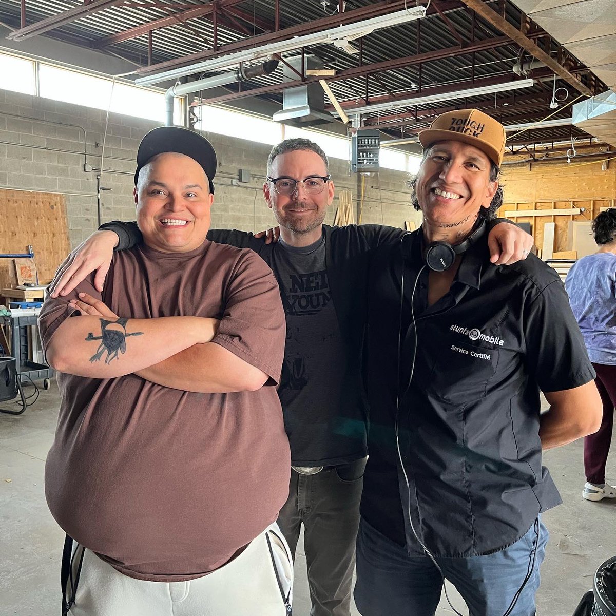 kistikanpix's tweet photo. The Acting Good Season 2 crew is working their comedic magic to deliver endless laughs this year & our hilarious Showrunners are pulling out all the stops to ensure BIG laughs behind the scenes too!
@ctvcomedy @ctv_pr #grouselakefirstnation #actinggood #mnehhh https://t.co/UTs0KC5rd3