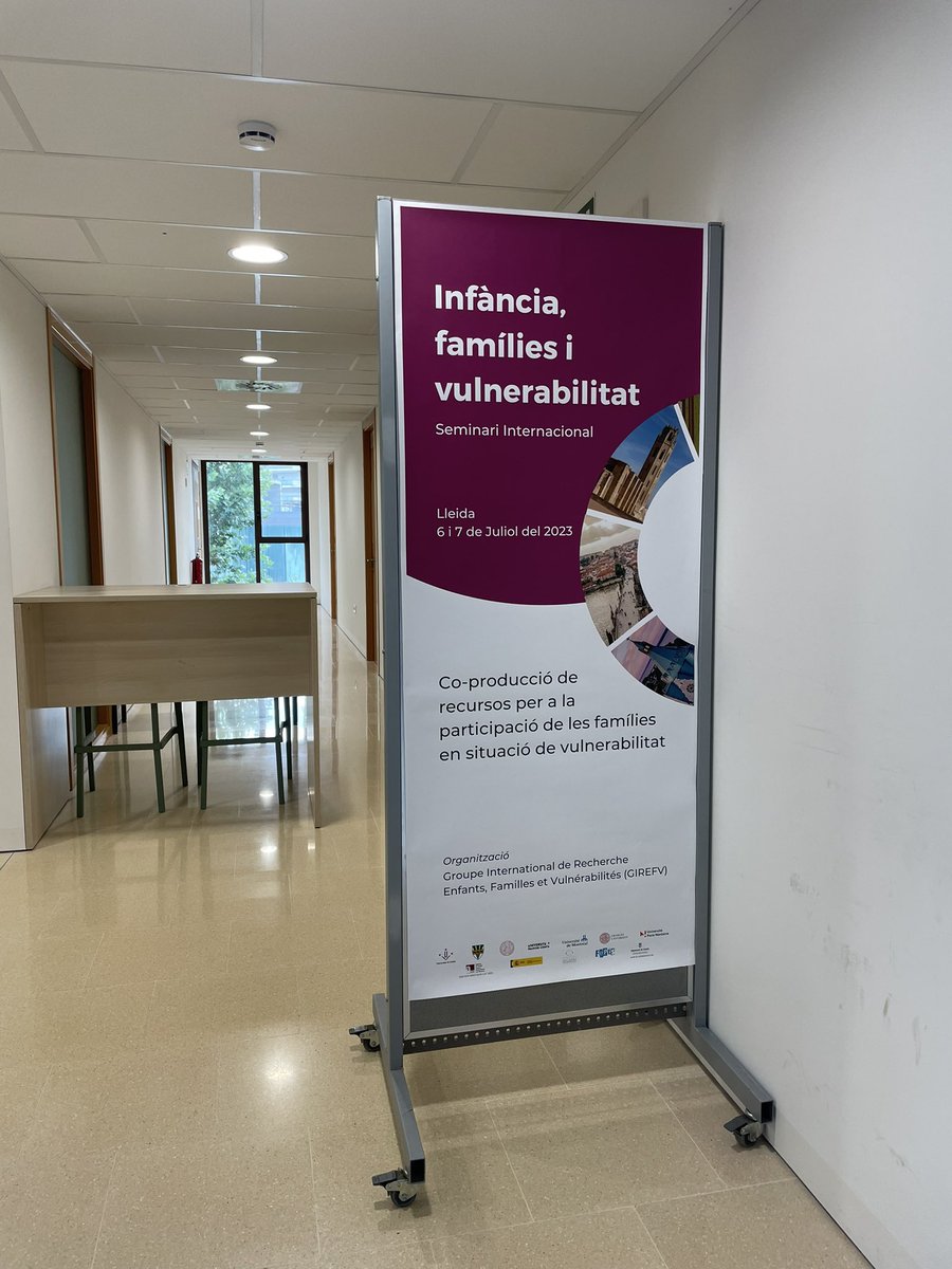 AdolescenciaUdL's tweet photo. Ja ho tenim tot apunt pel seminari #GIREFV de demà!🫣
I vosaltres esteu llestos?👫
We have everyting ready for tomorrow!! Are you ready for #GIREFV?🤟🏻 https://t.co/Z1lEc9imDz