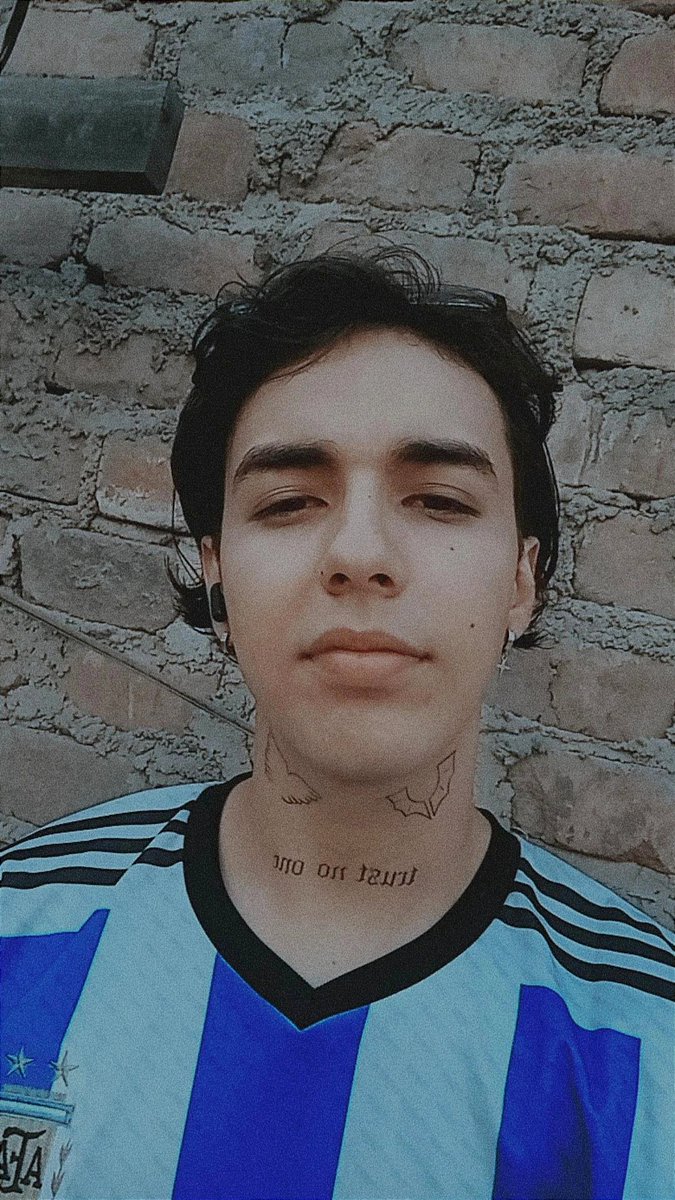 Capi Urbina tweet media