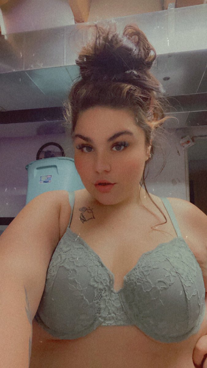 NikkiTh9619's tweet photo. #payslave #feetfetishworld #paypiggy #slave #sugardaddy #onlyfans #findomfetish #sugardaddyneeded #feetlovers #footslave #humiliation  #footgoddess #cashpig #domme #sissy ##feetpicsforsale #paypigwanted #foot #bhfyp #sugarbabies #cashmaster #paypigslave #soles #paypal #spoilme https://t.co/axpOegVZhV