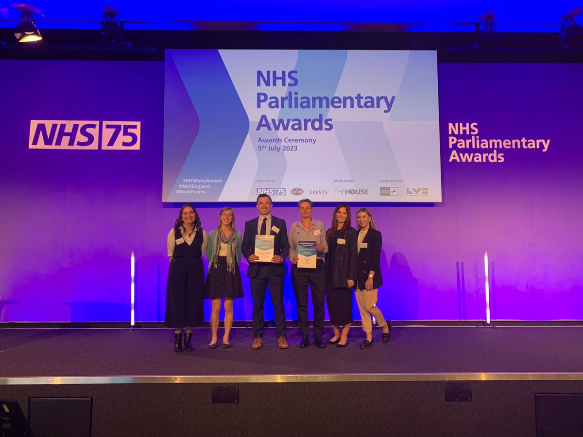 Huge congratulations to our fantastic Health Literacy Team.
Its members were in Westminster today for the NHS Parliamentary Awards.
Here they are with Jarrow MP <a href="/KateOsborneMP/">Kate Osborne</a> who was among those to nominate them for their Health Equalities title.
#NHS75