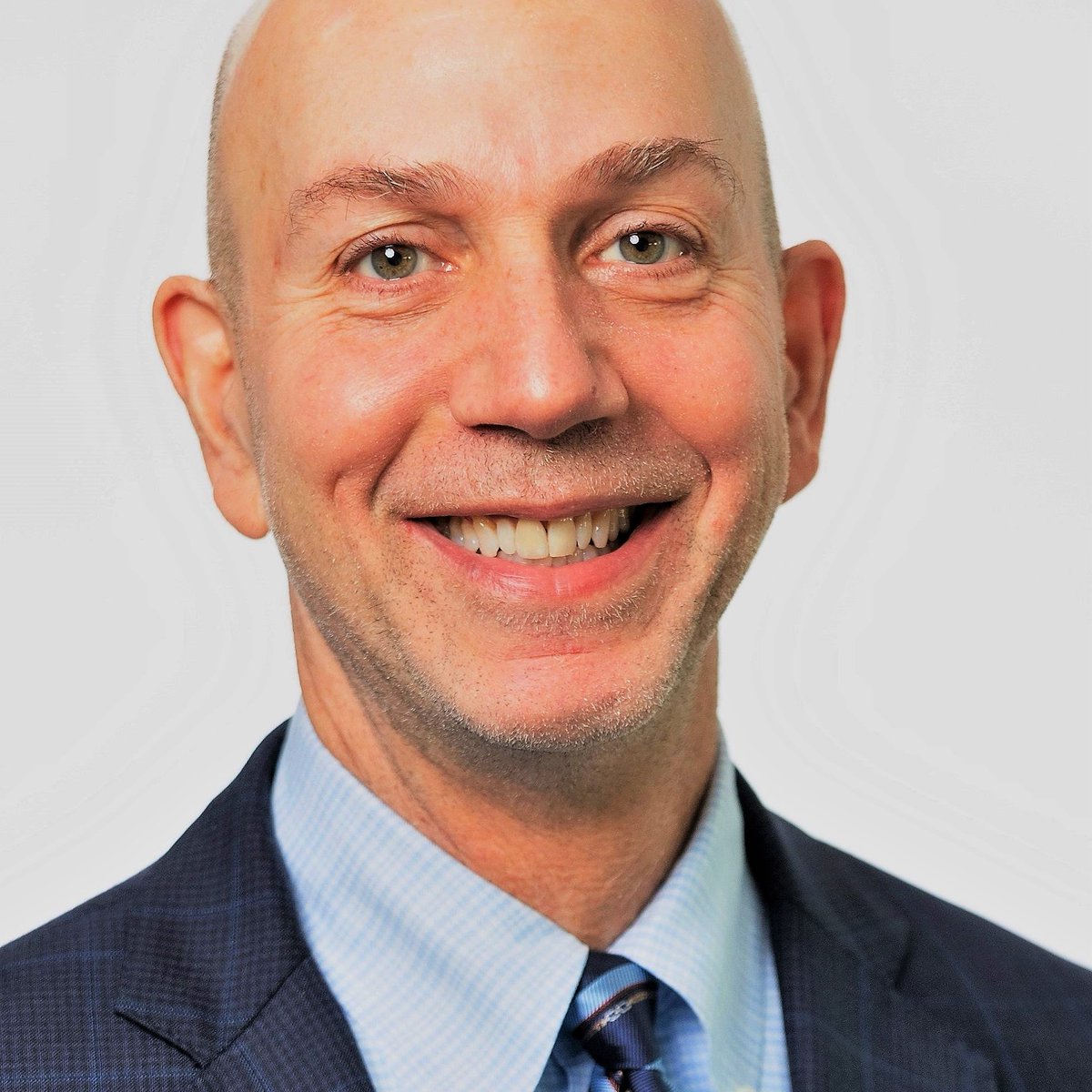 UC College of Medicine (@ucincymedicine) on Twitter photo .<a href="/UcincyMedicine/">UC College of Medicine</a> is excited to announce the appointment of Dr <a href="/dgerber6/">David Gerber</a> as the new chair of the Department of Surgery beginning this fall.
conta.cc/3NDJkfE .<a href="/UcincyMedicine/">UC College of Medicine</a> is excited to announce the appointment of Dr <a href="/dgerber6/">David Gerber</a> as the new chair of the Department of Surgery beginning this fall.
conta.cc/3NDJkfE