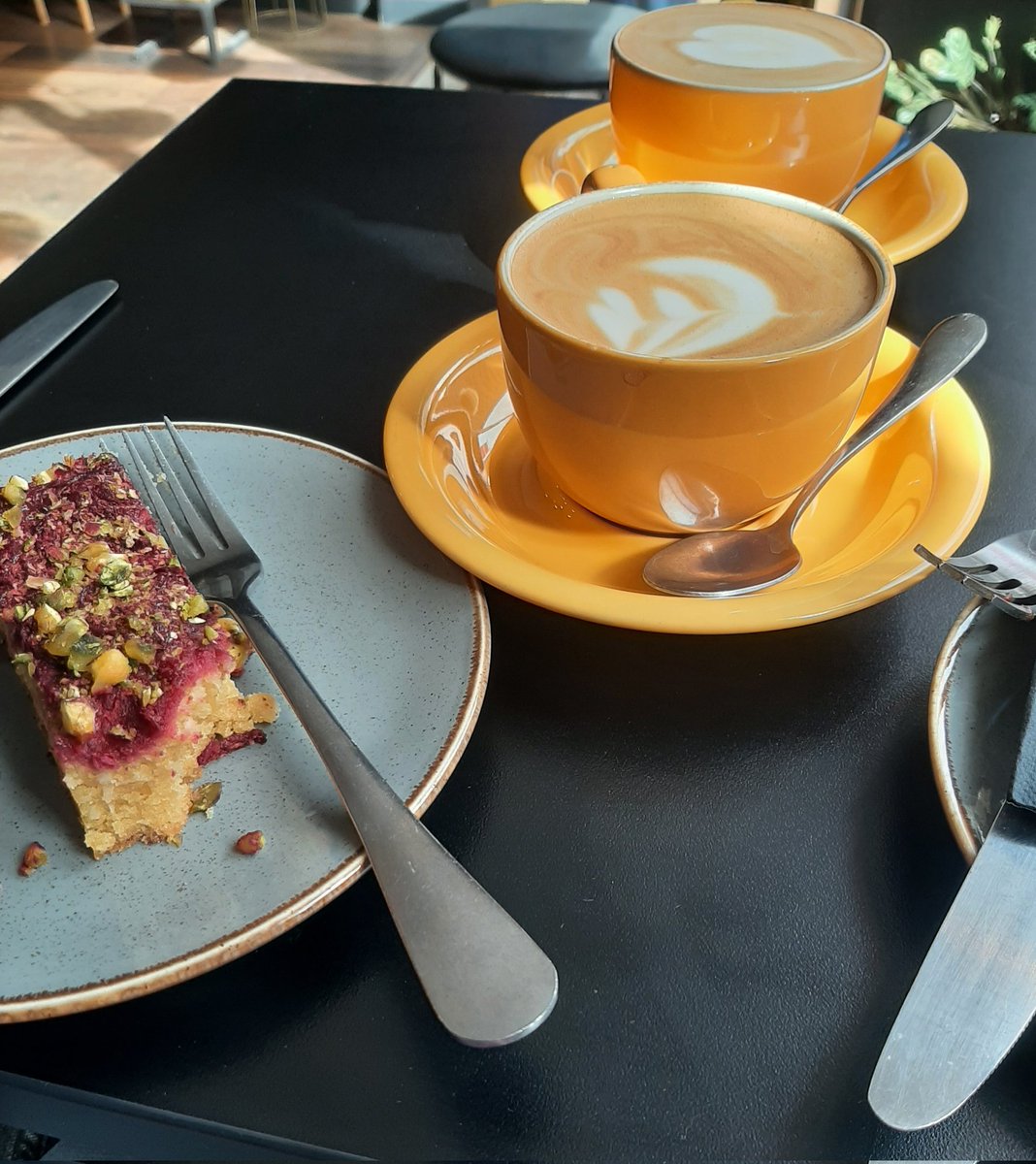 Love <a href="/obscure_coffee/">Obscure Coffee</a> in #Chester well worth a visit for 👌 coffee + delicious vegan &amp; gluten free cakes. They're also dog friendly 💖