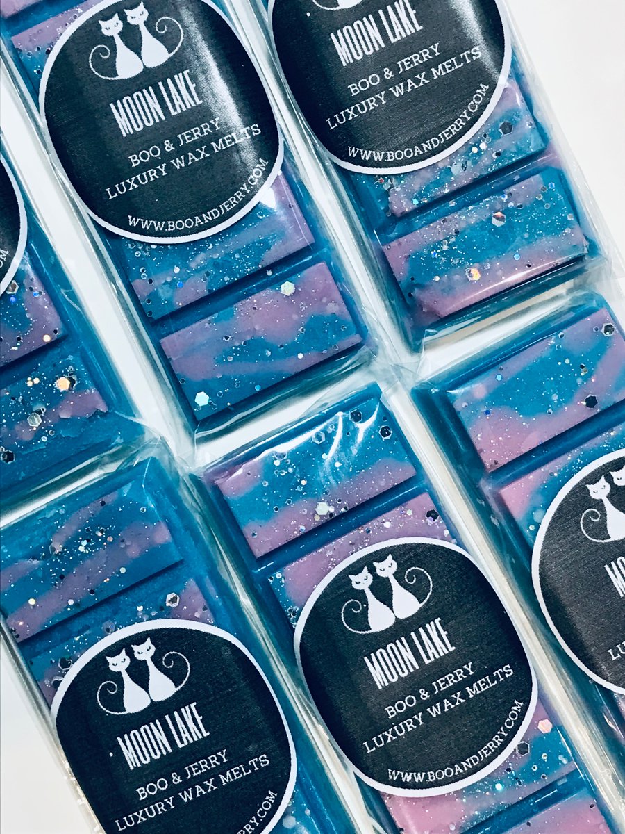 For all you midnight shoppers out there, pick up a bargain while we have them in stock!

https://t.co/KZeS55ym9T

#moon #lake #shoppingstar #handmade #waxmelts #Lincolnshire #Bravo #relax https://t.co/FcWF6jInNO