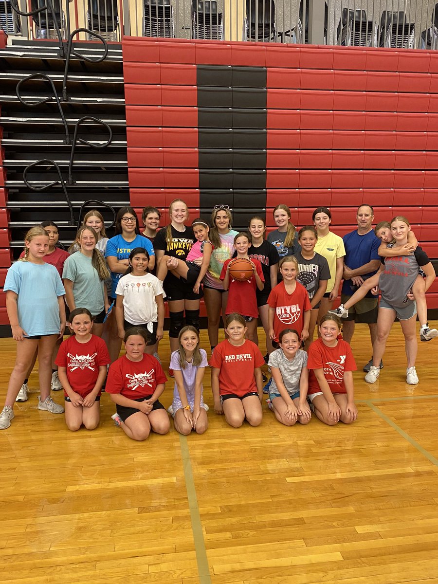 Hall Lady Devils Basketball tweet media