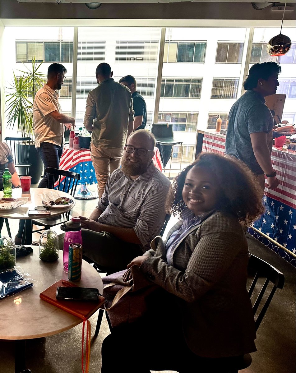ApprenticesTech's tweet image. As an extension of our 4th of July celebration, our #BuildWithin technology accelerator participants and employer partners enjoyed a fun happy hour at Studio Washington DC today. 

#TechAccelerator  #HappyHour #4thofJulyExtension