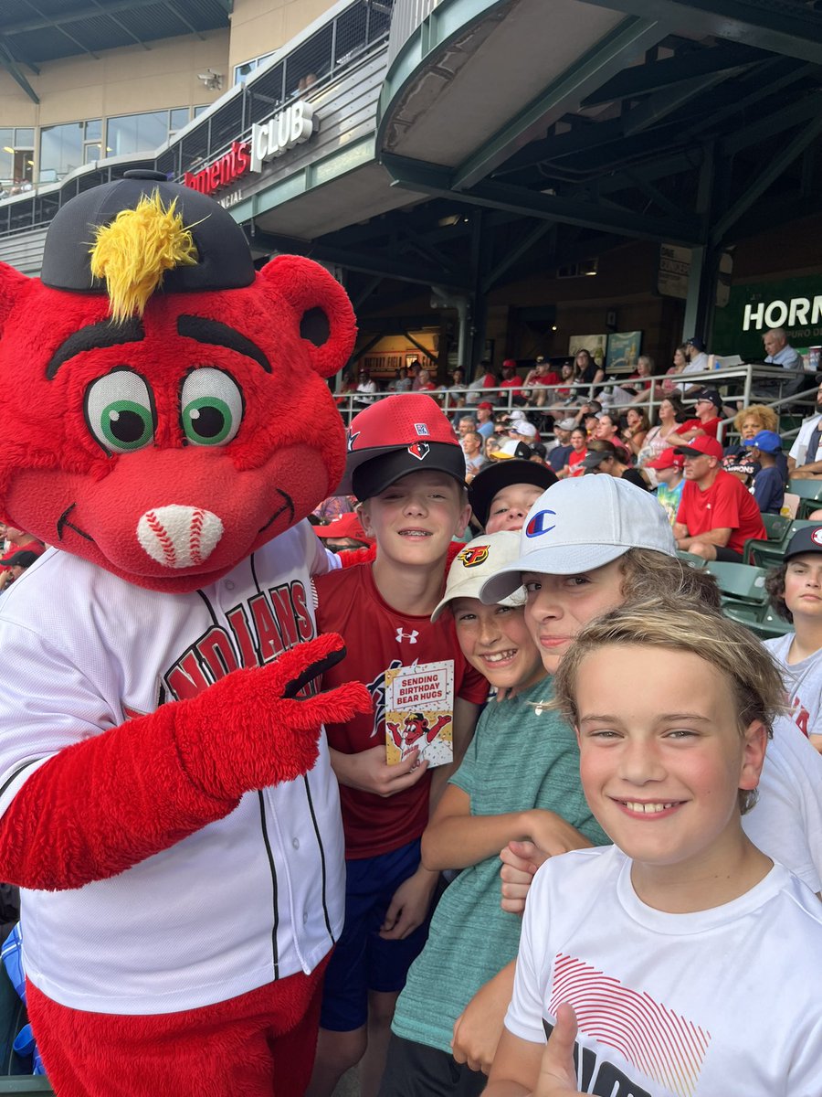 HelperToni's tweet image. Birthday Boy Lucas got a hat and a high five from Rowdy! #atthevic #GoIndians