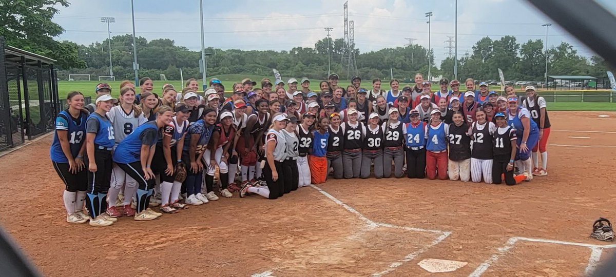 KatelynKmiotek's tweet photo. Thank you @ondecksoftball for an amazing experience today. Another big thanks to all the coaches who came out to watch and for everyone that coached us today. Next stop @StingraysOhio @NJPrideGold @NJPRIDE14U @AvaKelshaw_2027 @jwallace_2024 https://t.co/QJTPhnGaLA