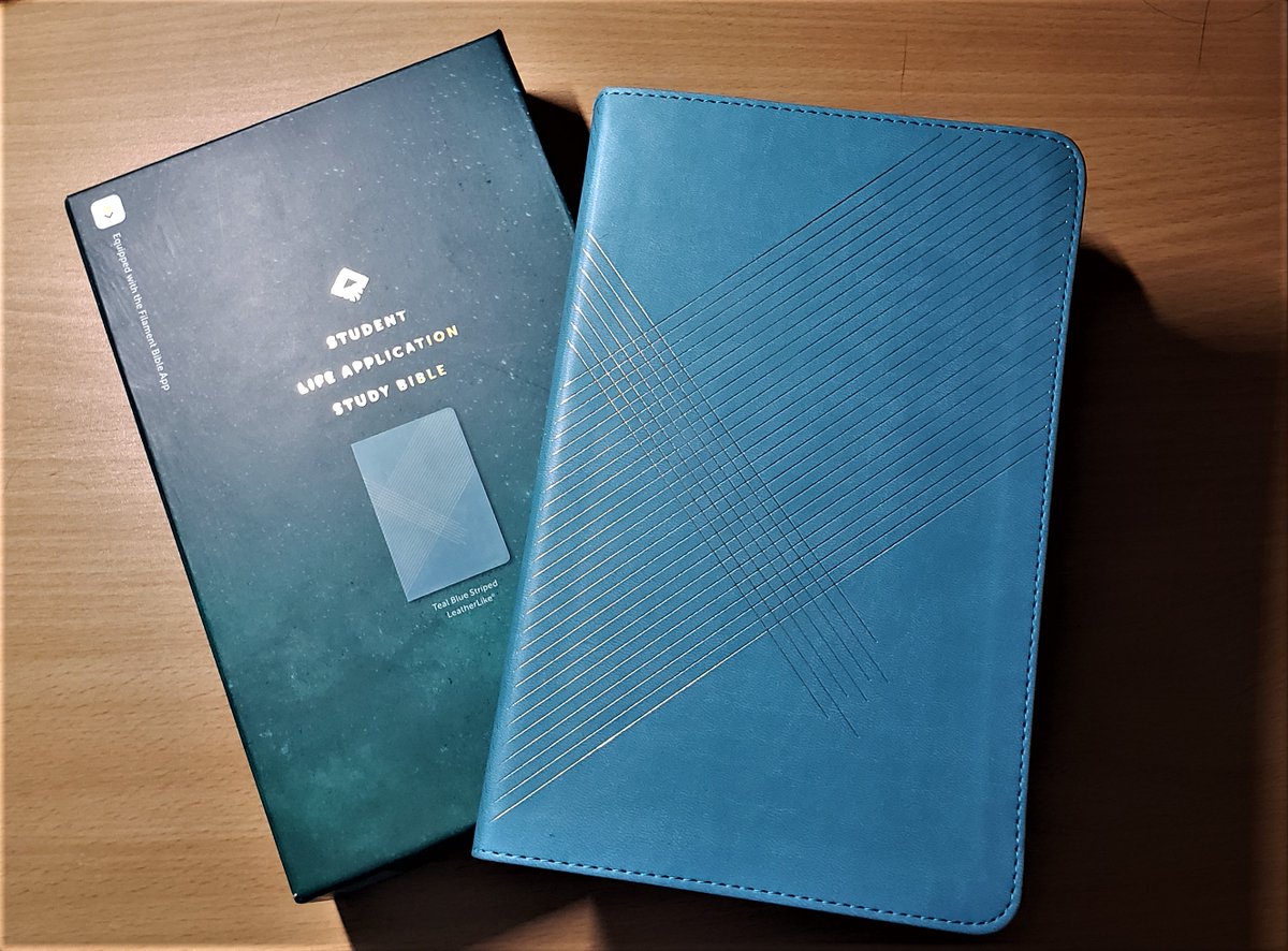 CreateWithJoy1's tweet image. In the market for a new Bible? Check out my review of  the new NLT Student Life Application Bible. create-with-joy.com/2023/07/nlt-st… @Tyndalebibles #NLTBible #TyndaleBibles #LifeApplicationStudyBible #BibleForStudents #SeriousStudyComesToLife