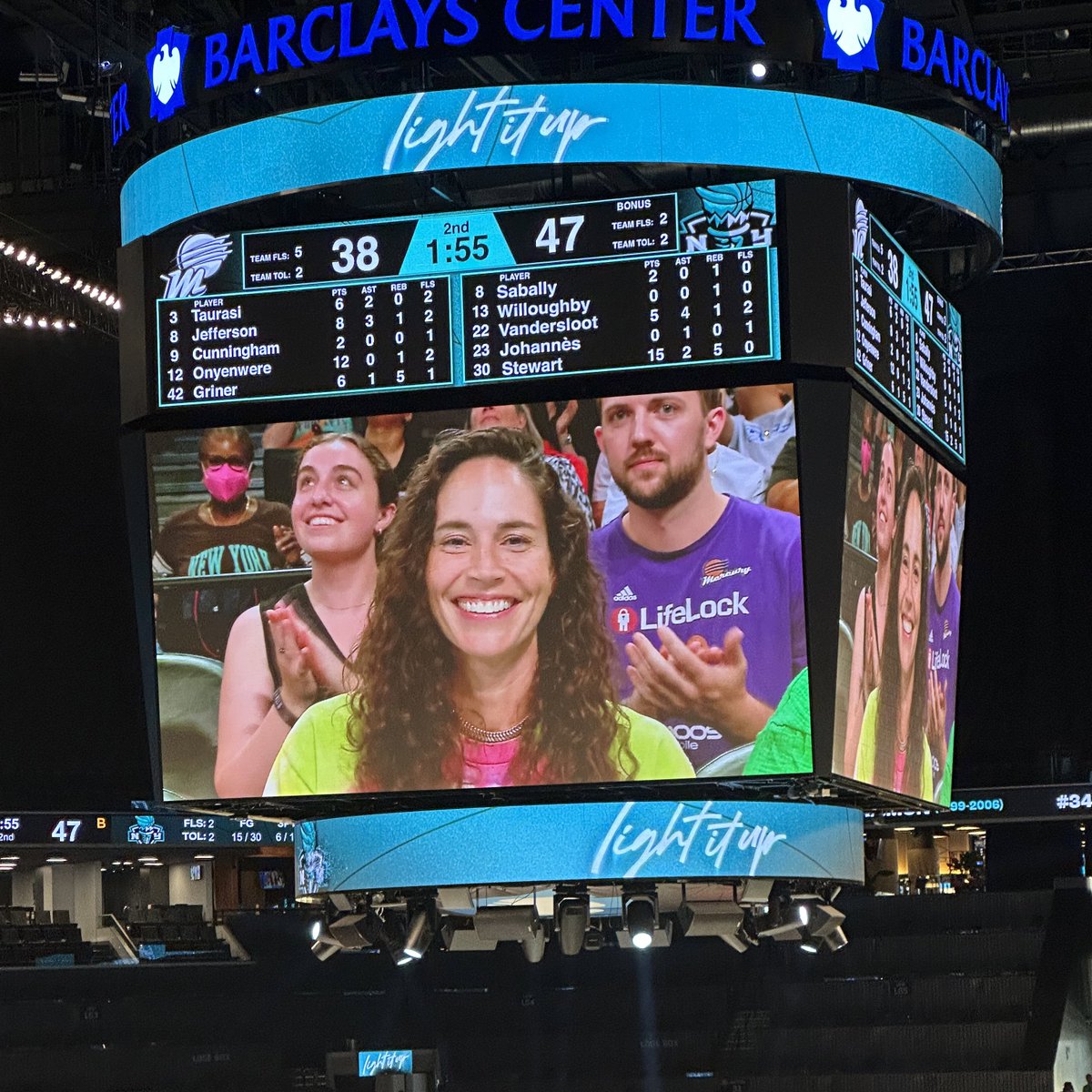 RT @herhoopstats: Sue Bird (@S10Bird) is in attendance for tonight’s Liberty v Mercury game. #WNBATwitter https://t.co/0ctLVdZdX9