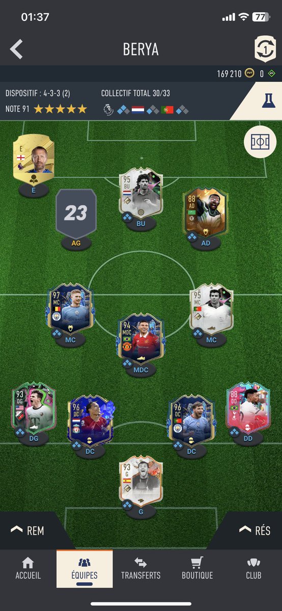 mohsyrbel's tweet photo. @FansdeFUT Vous me conseillez qui en AG ? Je veux quelqu’un d’explosif https://t.co/k0cG2QWT3F