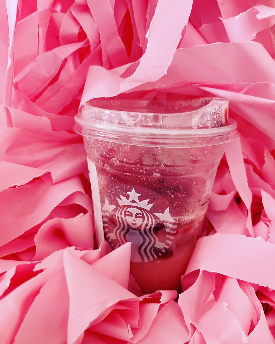 Sarahlemus's tweet image. Pink drink 😋 very Delicious ty #Starbucks #TempleTx