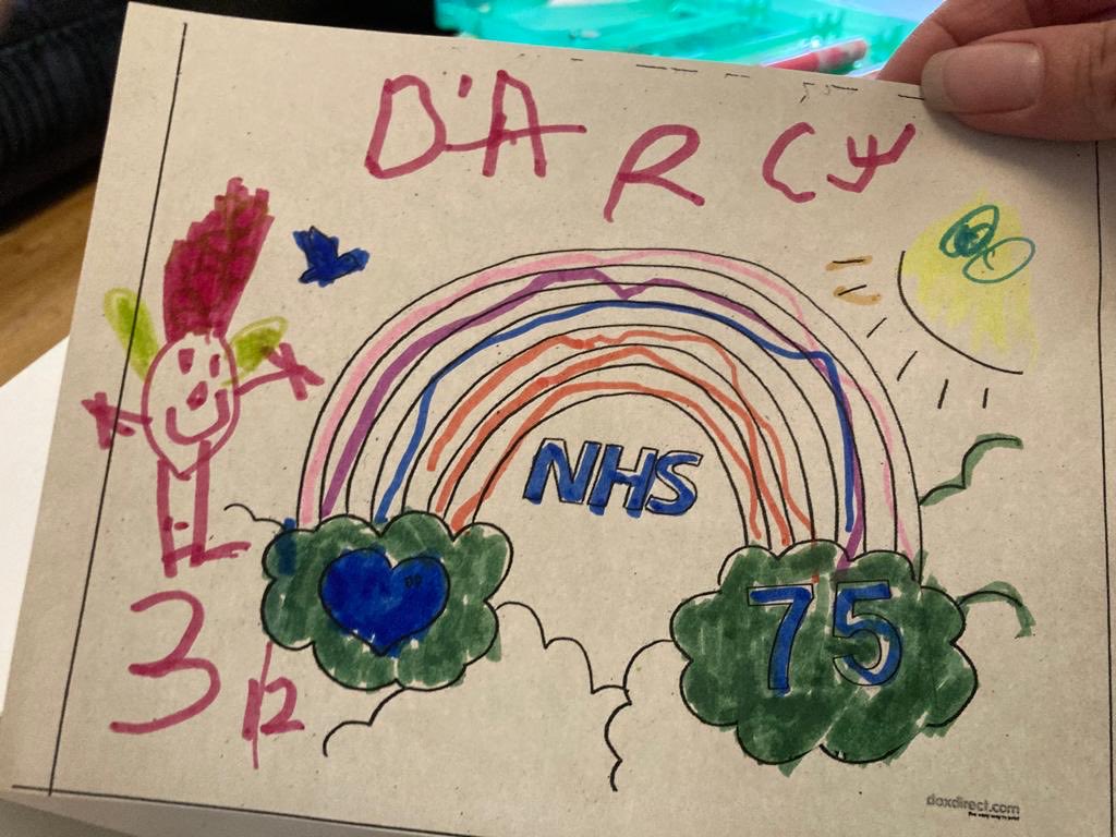 michell89901636's tweet photo. 75 years my granddaughter knows how important this is she is 3 https://t.co/baXZ9GZRKF