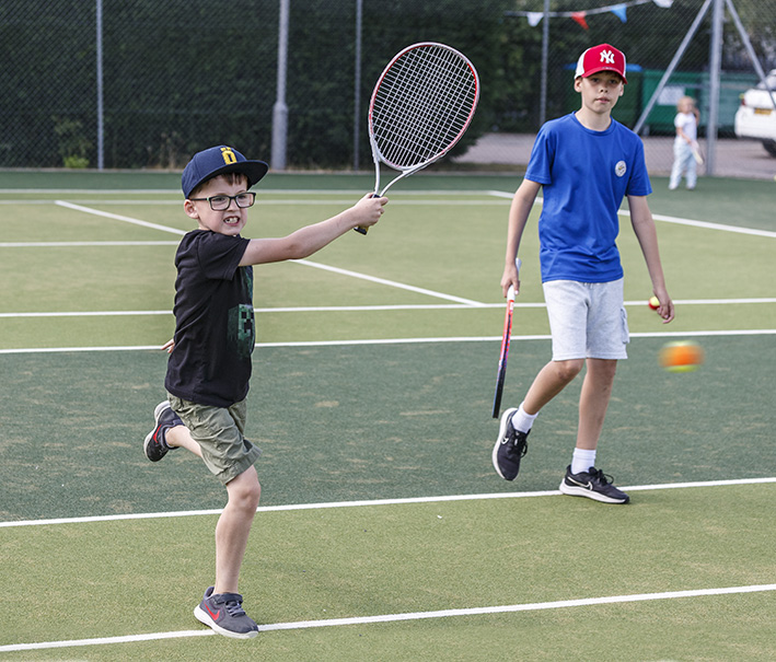 ALTSRC's tweet photo. A fantastic time was had when we opened the gates for our Open Day. Don't worry if you were'nt able to attend on the day, there are other ways for you to experience the joys of tennis.
We have something for everyone; get in touch for more details.
@JWTCoaching @pinkbee_media https://t.co/xmAoqamzyV