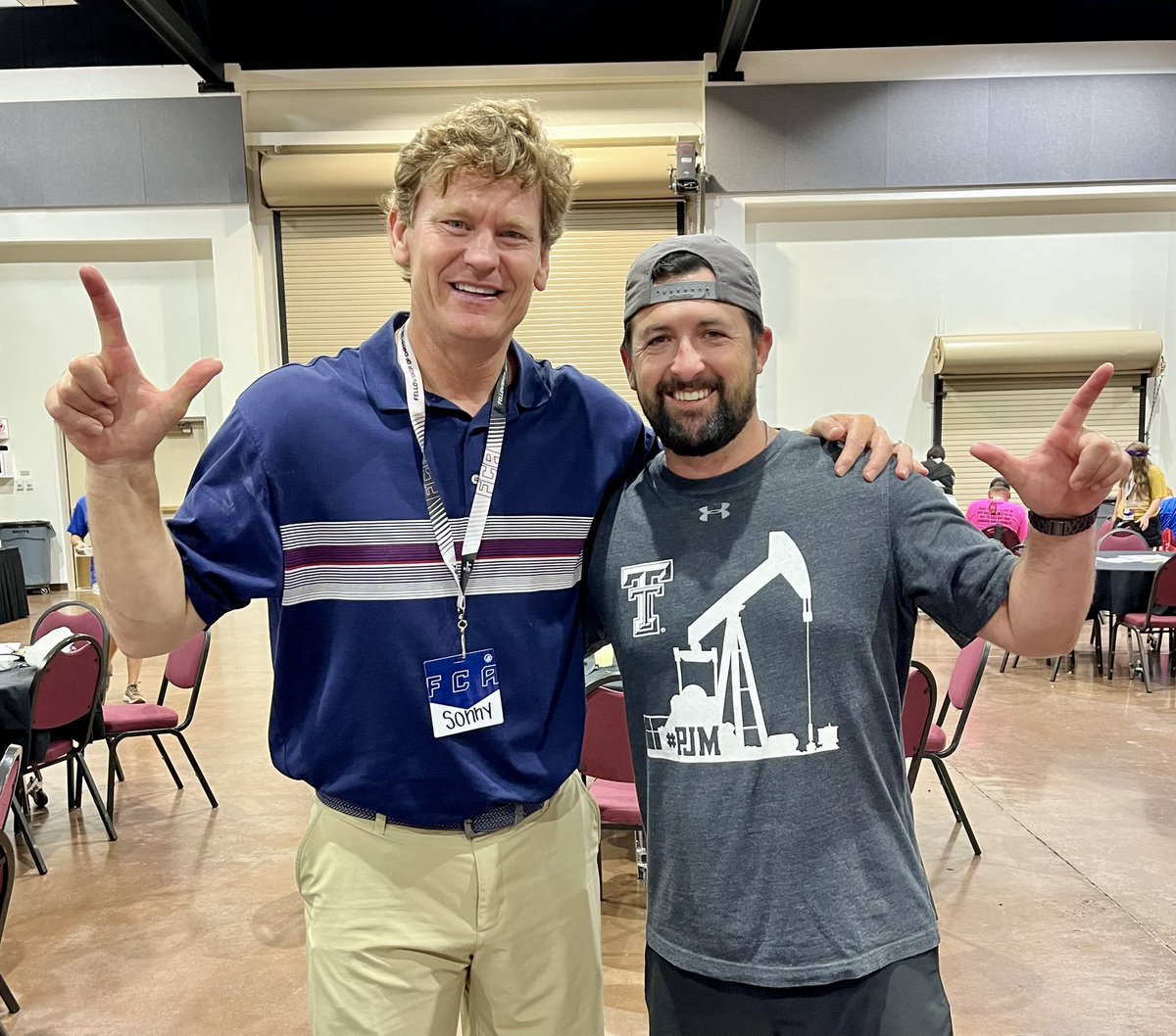 CorbinYoungFCA's tweet photo. Great to spend a few days in Ruidoso at FCA Coaches Camp with the founder of #PumpJackMentality.
West Texas doesn’t make’em any better than @SCumbie_LaTech. #DangerousDisciple
#PJMforever #RR4L #WreckEm https://t.co/aJ1LPFfOdu