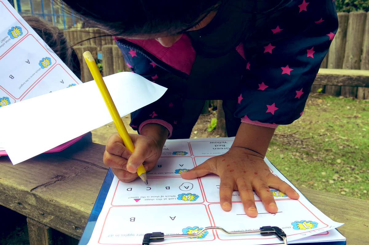 Miss Smythe ✨ tweet media