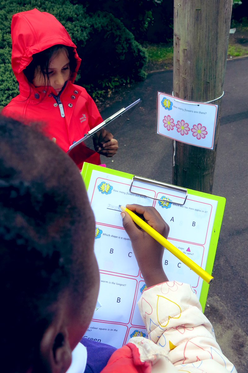 Miss Smythe ✨ tweet media