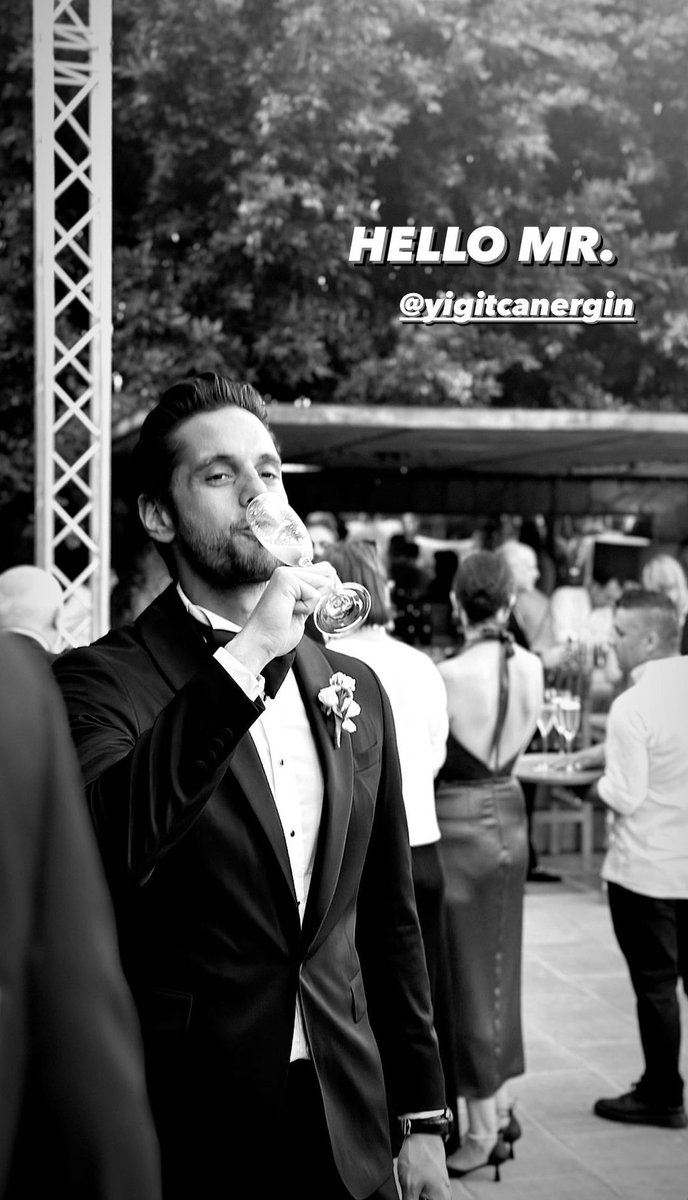 sadecesozlerle's tweet photo. Canım beyefendi ve canım hanımefendi ♥️🧿🌹

@yigitcanergin @elayoruklu
#YiğitcanErgin #ElaYörüklü https://t.co/0Hkvg4ycre