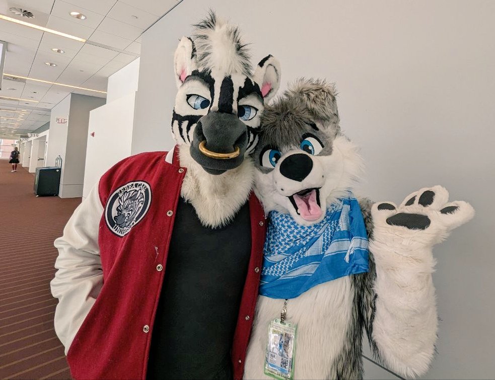 Zebro! (@zeebroski) on Twitter photo Got to spend some time with the absolutely adorable <a href="/colliebutt/">Colin Collie</a> , a fantastic suit but a much better person.
Honestly a sweetheart through and through, and I can't thank him enough for letting me call him a friend <3 Got to spend some time with the absolutely adorable <a href="/colliebutt/">Colin Collie</a> , a fantastic suit but a much better person.
Honestly a sweetheart through and through, and I can't thank him enough for letting me call him a friend <3