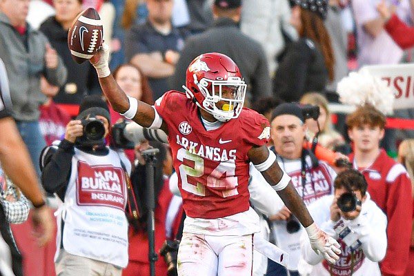 What Arkansas Football sophomore are you most excited to watch this year?