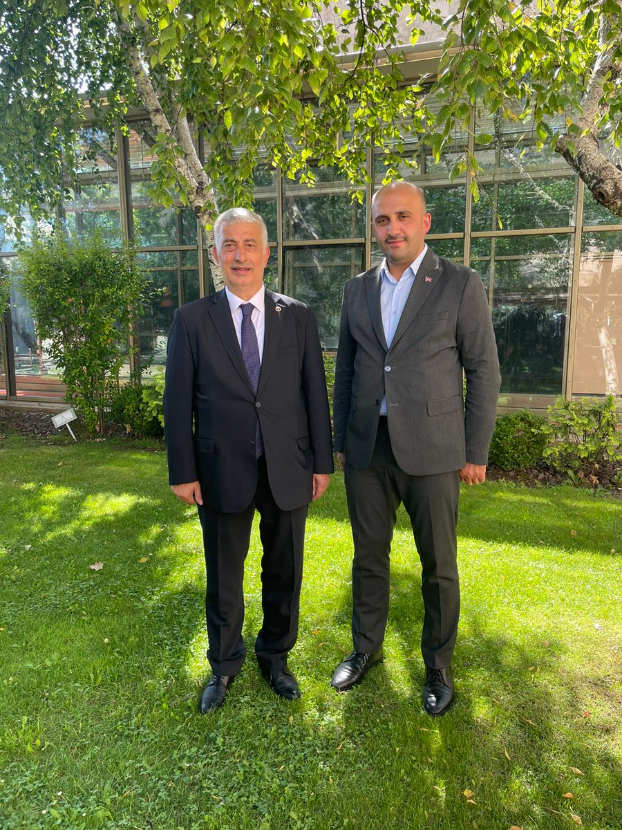 Arsin TÜGVA önceki dönem İlçe Temsilcisi Sedat Özbakır’a ziyaretlerinden dolayı teşekkür ediyorum.