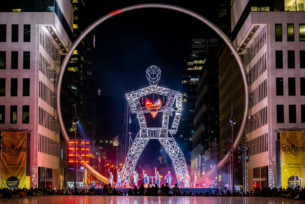 Le festival Montréal Complètement Cirque commence aujourd’hui!

En plus des dizaines de rendez-vous gratuits partout dans la métropole, le GÉANT revient sur l’Esplanade de la <a href="/Placevillemarie/">Place Ville Marie</a> avec un tout nouveau spectacle. Un évènement à ne pas manquer!

#polmtl <a href="/mtlccirque/">MCOMPLÈTEMENTCiRQUE</a>