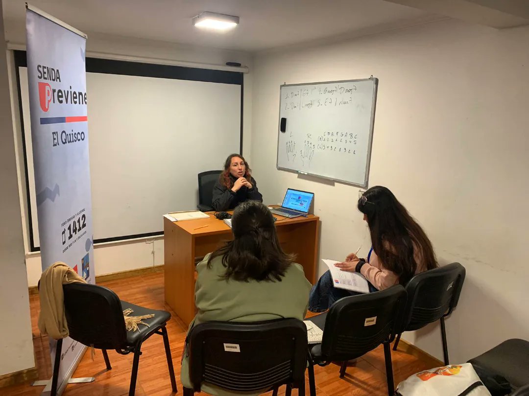 SENDAElQuisco's tweet photo. Hoy realizamos nuestra primera capacitación a las futuras facilitadoras del Taller Habilidades Preventivas Parentales 👨‍👩‍👧👩‍👧‍👦❣

Muchas gracias por el compartir experiencias y reflexionar en torno a la prevención del consumó de alcohol y otras drogas 🚭⚠️

#MásComunidadMásPrevención https://t.co/MGmDadyrNW