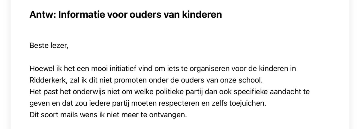 Een lokale #politieke partij mailt de scholen om een activiteit voor kinderen te promoten. Flyer, inschrijfformulier enzo met logo van de partij. Nee! #ridderkerk