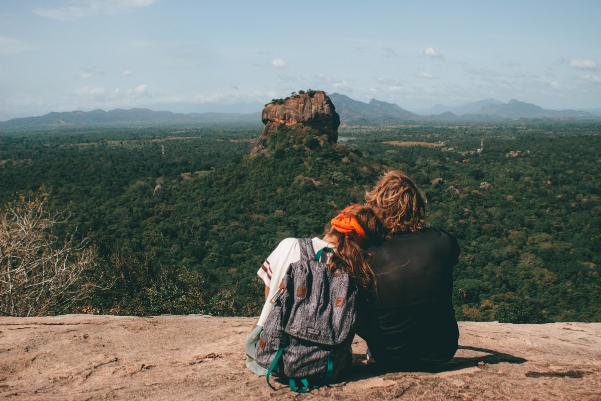 WorldBuddyapp's tweet photo. A short hike that leads to this view 🥾🌴
📍Pidurangala Rock, Sri Lanka
#PlaceToSee📸
#NoLimitsJustDiscovery
#WorldBuddy 🌏 https://t.co/Zux5KRLcO5