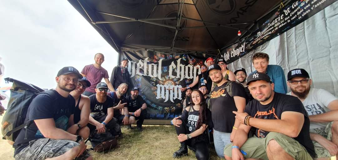 TheMetalBible's tweet photo. METAL BIBLE OUTREACH @ HELLFEST, CLISSON, FRANCE
We had great discussions, sometimes refusal but that's part of the game. We gave 900 Metal Bibles to those who wanted them. 
Also met two brothers that picked up a Metal Bible 2019  and now are baptized and following Jesus! Amen. https://t.co/ZkWAMSIzPa