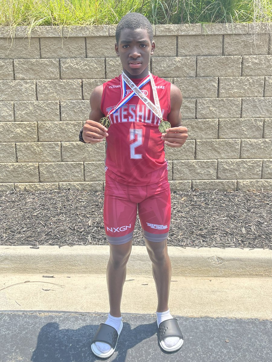 I had a great time at the Nxgn The show camp, ended the weekend off with 5 touchdowns, mvp award and the sportsmanship award <a href="/Lakewoodhsfb/">Lakewood Spartans Football</a> @TheSHOWByNXGN #AGTG