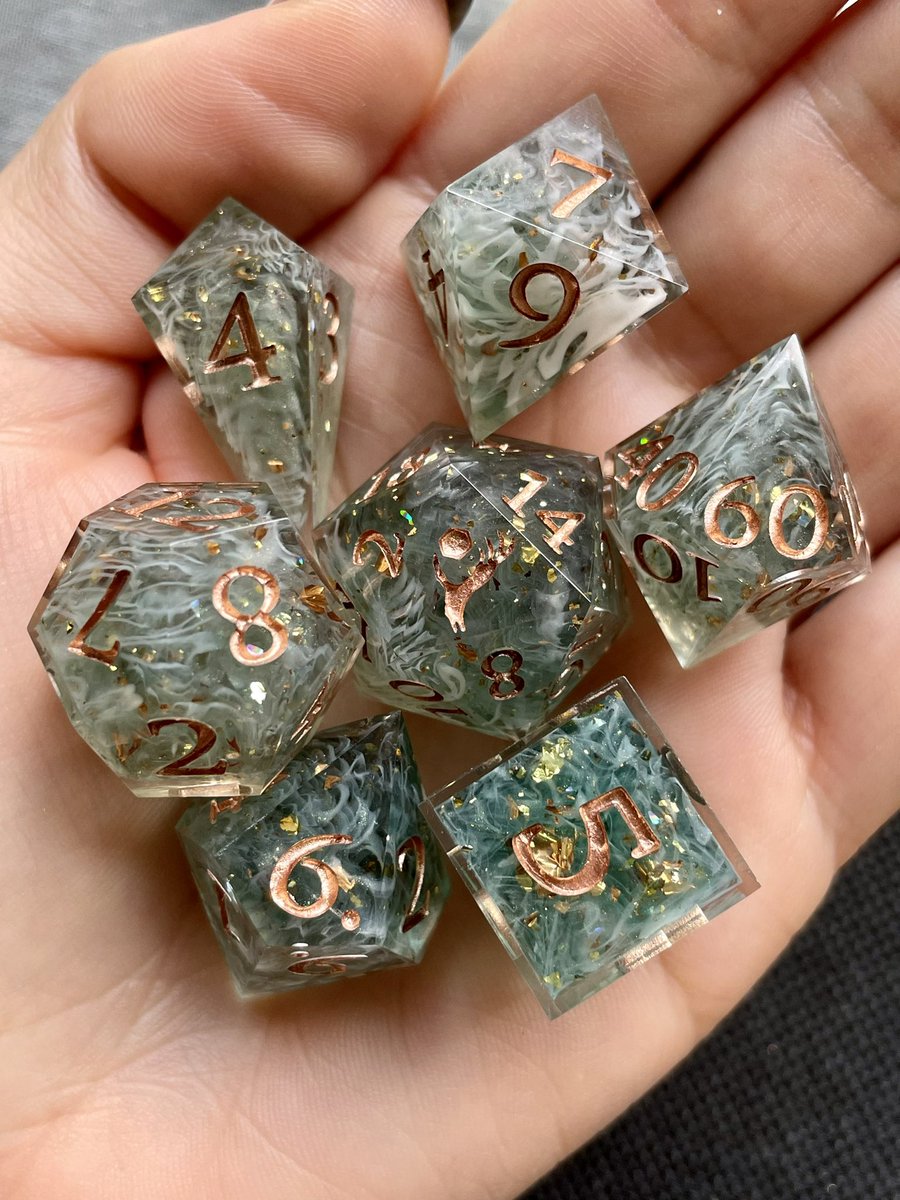 Mistward 🍃

This swirls this set gets always blow me away!!! 
#dnd #dice #handmadedice