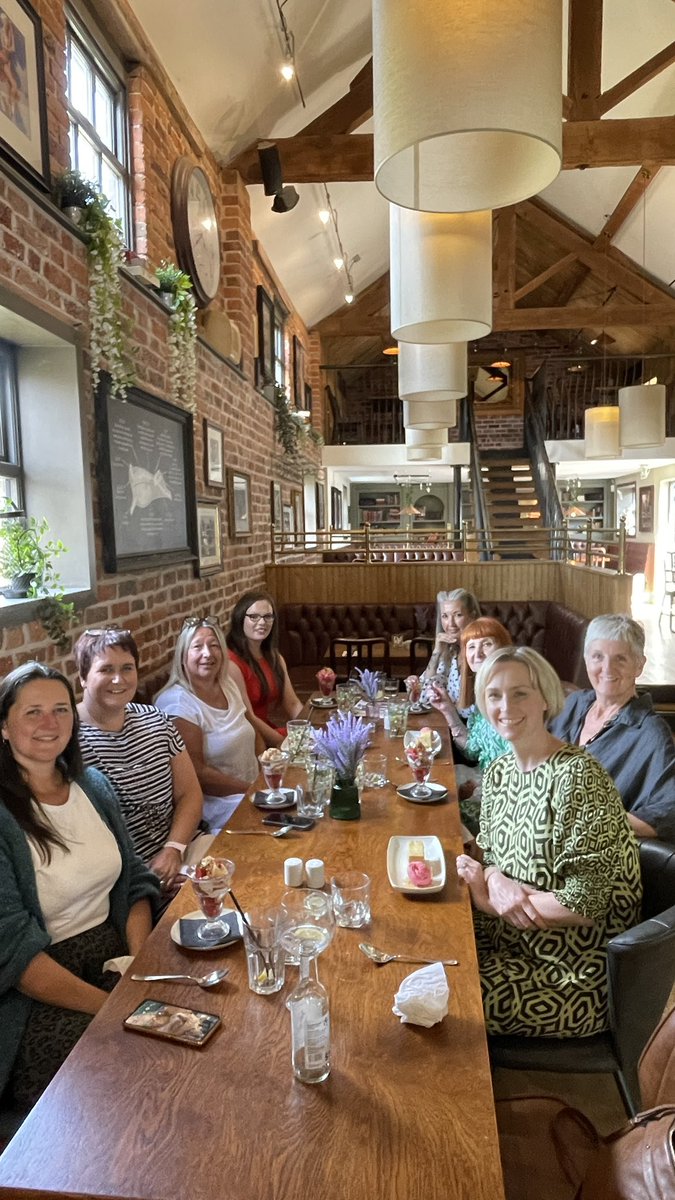 vatasandra's tweet photo. @networkshe ‘Let’s do lunch’ in Chester 🤩 https://t.co/Mzmab6aIZQ