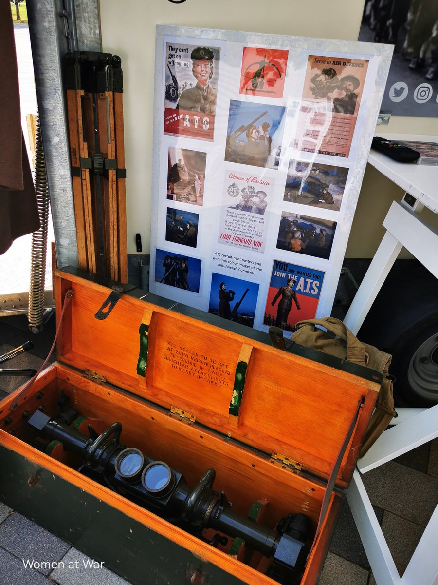 WomenAtWar2's tweet photo. A few more photos from the #mobilemuseum display by @WomenAtWar2
#womenatwar #womenshistory #WW2 #WWII #NMA #nationalmemorialarboretum #livinghistory #historian #historydisplay #collection #collectables #militaria #militaryuniform https://t.co/NKHyzVdfSY