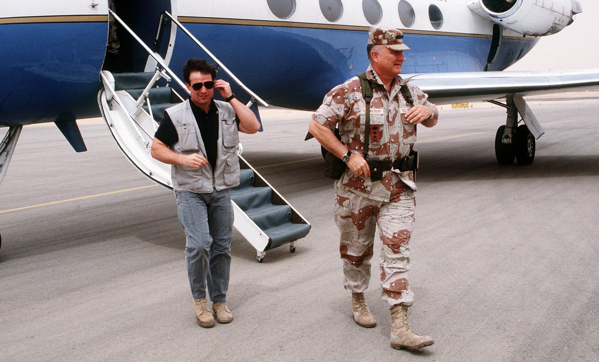 ᴅᴇᴡ tweet media